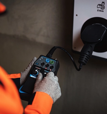 Cegelec Angers Tertiaire Expert installation bornes de recharge pour véhicules électriques